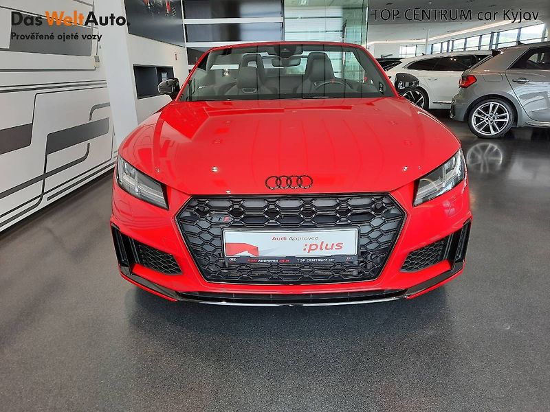 Audi TT (2022) S Roadster2.0 TFSI(235kW/320k) - fotka 4 z 30
