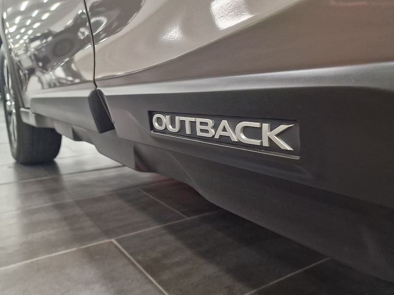 Subaru Outback (2022) 2.5 TOURING 2022 | Záruka - fotka 17 z 66
