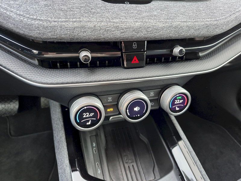 Škoda Superb (2025) Selection 2.0 TDI 110kW DSG - fotka 17 z 31
