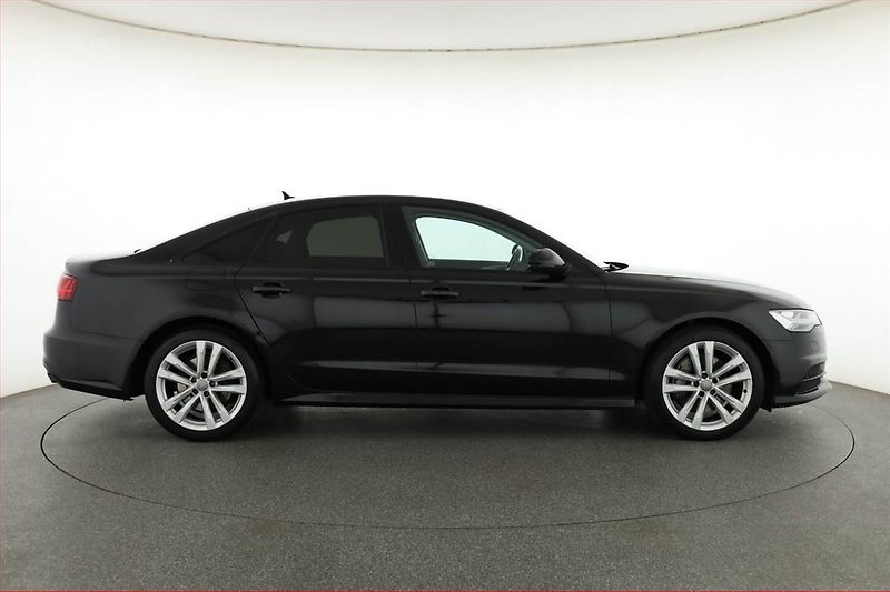 Audi A6 (2018) 3.0 TDI, 4X4, Automat, Navi - fotka 6 z 21