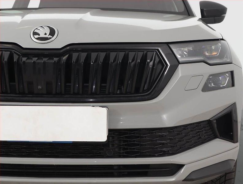 Škoda Karoq (2024) Sportline 2.0 TDI - fotka 16 z 27