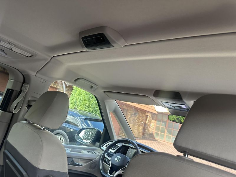 Volkswagen Multivan T7, 2,0 TDI, DSG, ,,LIFE´´ - fotka 11 z 16