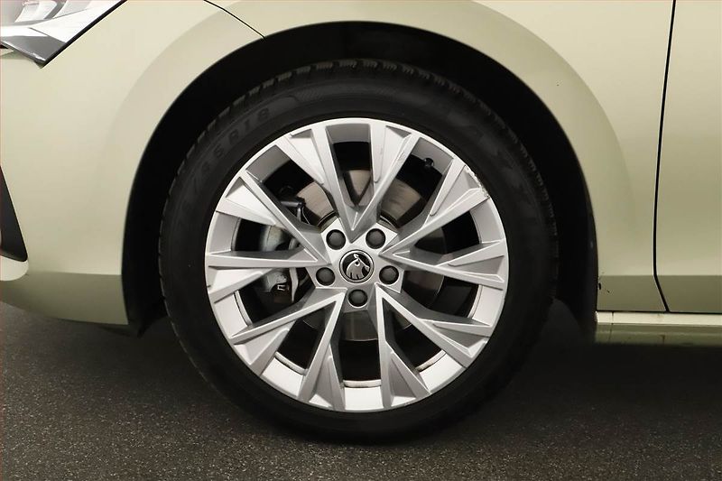 Škoda Superb (2024) 2.0 TDI - fotka 20 z 20