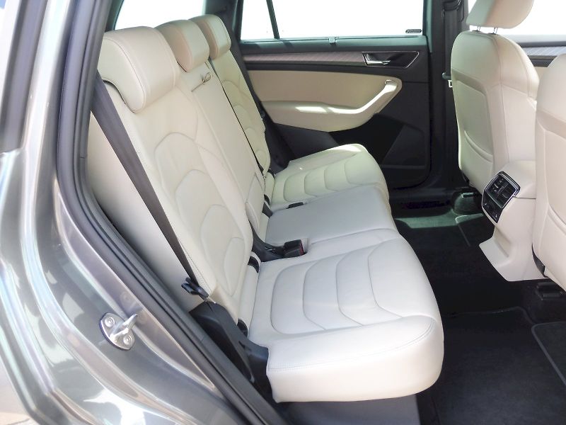 Škoda Kodiaq (2021) Style 2,0 TDI 110kW DSG 4x4 - fotka 23 z 30
