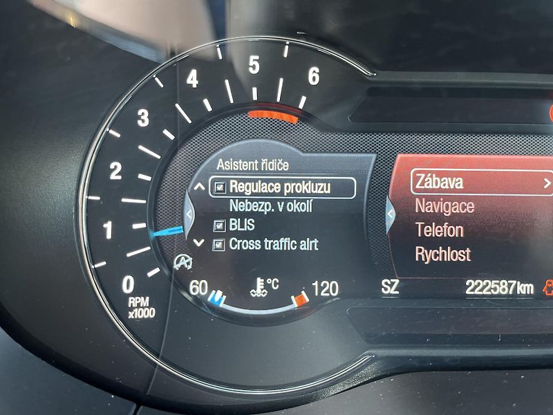 Ford S-MAX (2021) 2.0EcoTAŽNÉ*LIFT*2KAMERA*SPORT - fotka 25 z 42