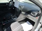Ford Focus 1,6 i, klima, serv. kniha, - náhled 9