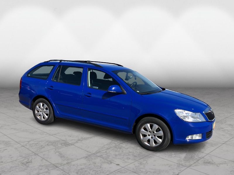 Škoda Octavia Combi Ambition 1.9 TDi - fotka 6 z 29
