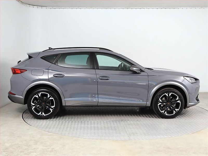 Cupra Formentor (2022) 1.5 TSI - fotka 6 z 17