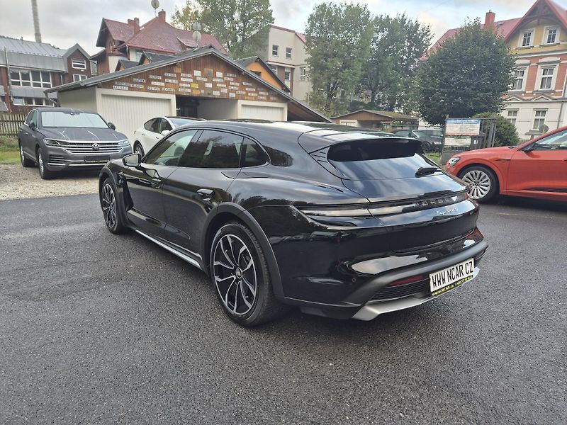 Porsche Taycan Cross Turisno 4S 93kWH  93,7% - fotka 4 z 47