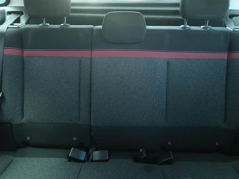 Citroën C3 Aircross (2021) C-Series 1.2 PureTech - fotka 10 z 15