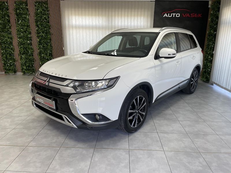 Mitsubishi Outlander 2.0 MIVEC AT 4x4 ČR REZERVACE - fotka 7 z 25