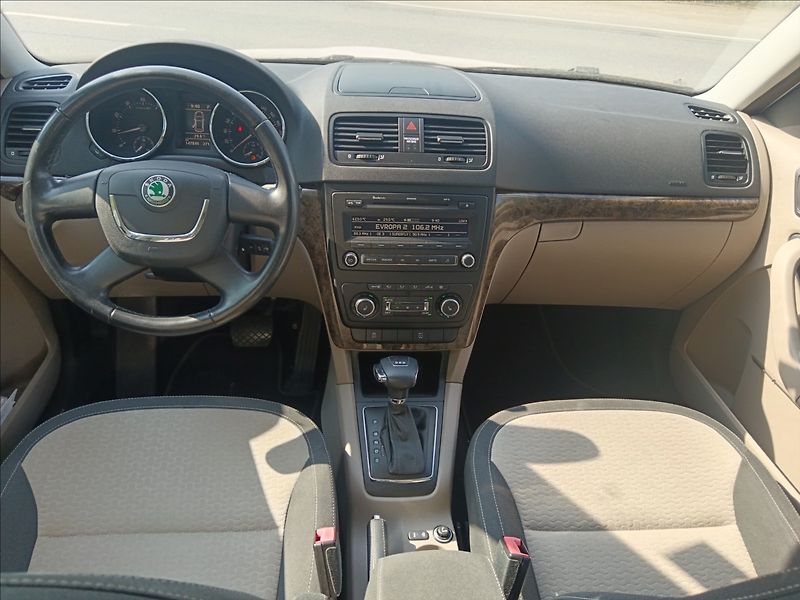 Škoda Yeti 1,2 TSi DSG  Experience-A - fotka 17 z 22