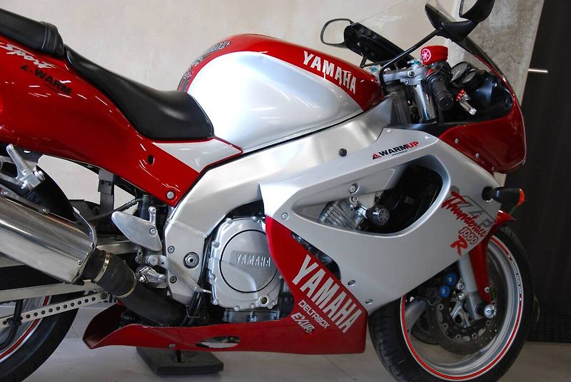 Yamaha YZF 1000 R Thunderace (1998) - fotka 6 z 20