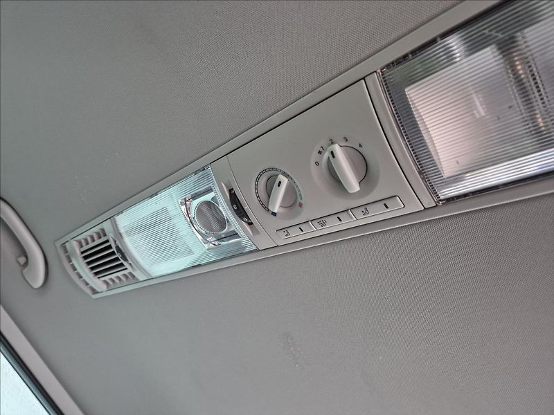 Volkswagen Multivan 2,0 TDI 7 Míst Tempomat DPH!! - fotka 25 z 31