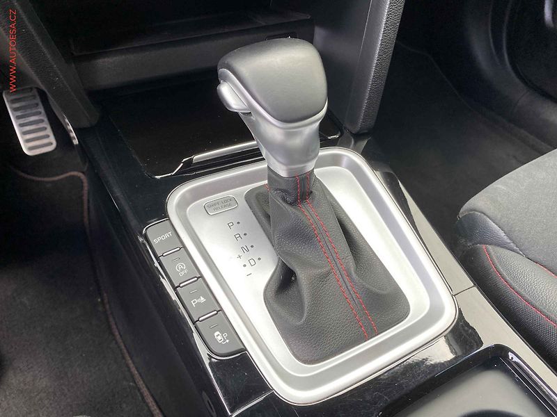 Kia ProCeed (2021) 1.6T-GDI, ČR, servis.kniha - fotka 16 z 19