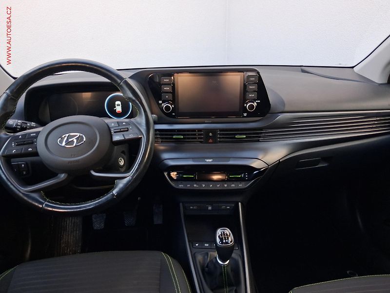 Hyundai i20 (2020) 1.0 T-GDi, +ALU, kamera - fotka 8 z 16