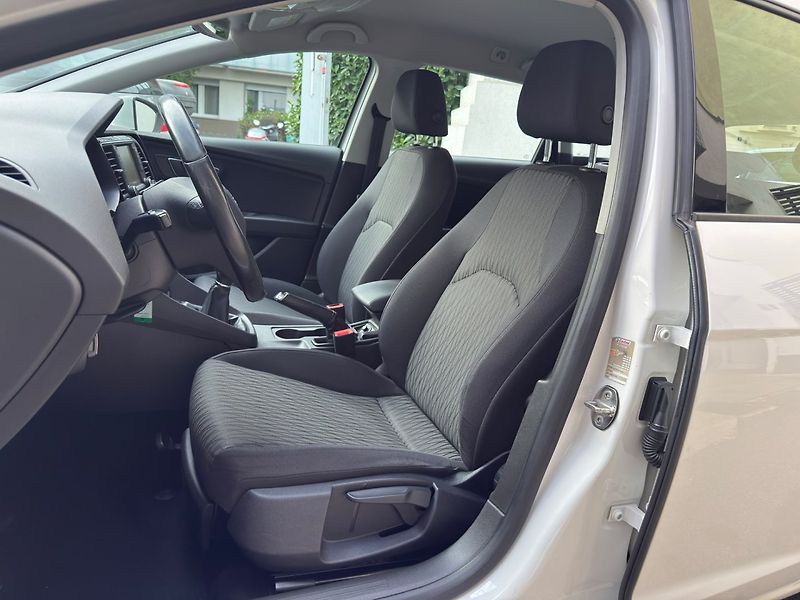 Seat Leon (2016) 1.6 TDI Style - fotka 9 z 25