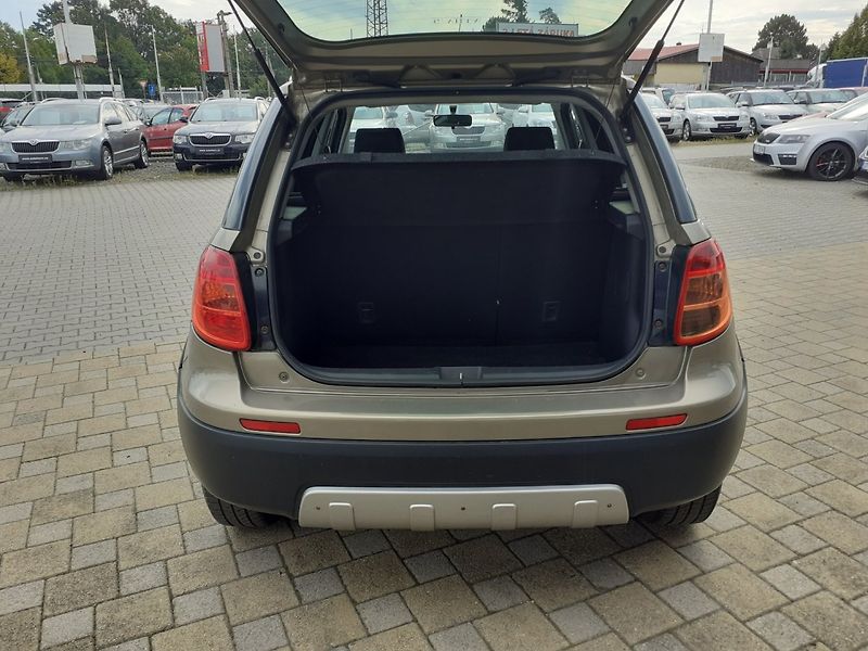 Fiat Sedici (2008) 1.6 i 4x4 - fotka 19 z 22