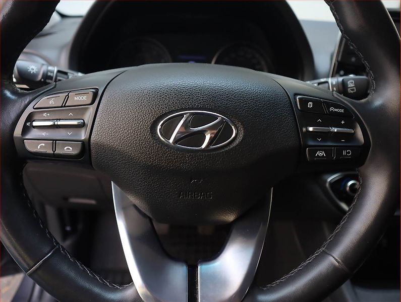 Hyundai i30 (2023) Family 1.5 DPI, Tempomat - fotka 18 z 19