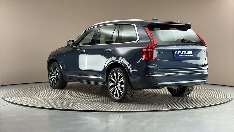 Volvo XC90 2.0 B5 AUT AWD Ultimate Bright - fotka 2 z 34
