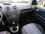Ford Fusion (2010) 1.4, ČR,1.maj, jezdí dobře - náhled 8
