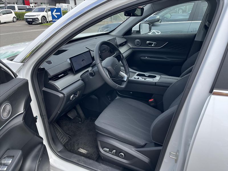 Chery Tiggo 8 PHEV (2025) 1,5   Unique - fotka 8 z 11