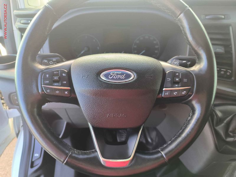 Ford Transit Custom (2020) 2.0TDCi L2H1 5míst, Trend - fotka 20 z 24