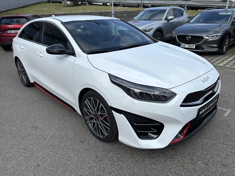 Kia ProCeed 1,6 TGDi 150kW GT ZÁRUKA - fotka 7 z 50