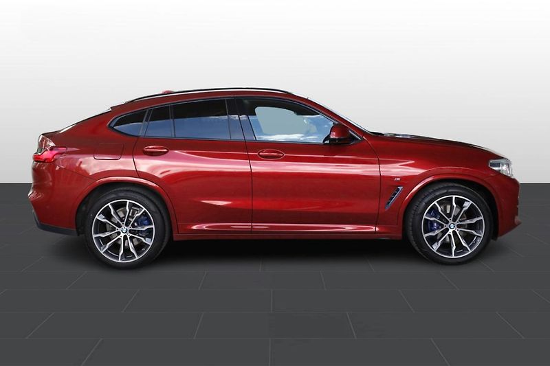 BMW X4 xDrive30d - fotka 7 z 31