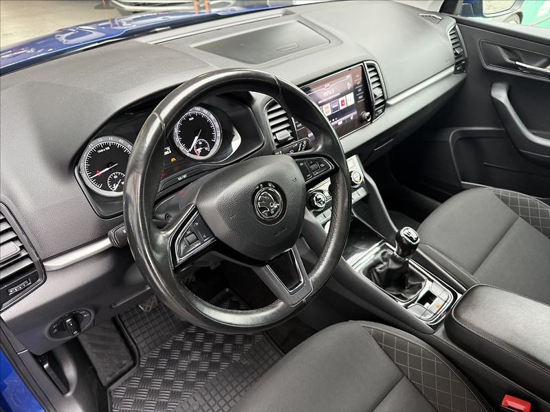 Škoda Karoq 1,6 TDI Ambition+ po servisu! - fotka 9 z 34