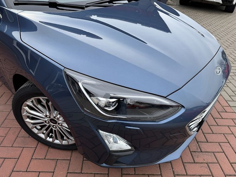 Ford Focus (2018) 2.0TDCi Titanium LED Kamera - fotka 38 z 49