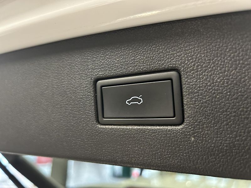 Volkswagen Tiguan Allspace (2024) 2.0TDi DSG 4M MATRIX HUD 360° - fotka 31 z 36