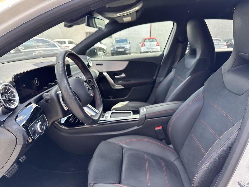 Mercedes-Benz Třídy A A 200 - fotka 14 z 19