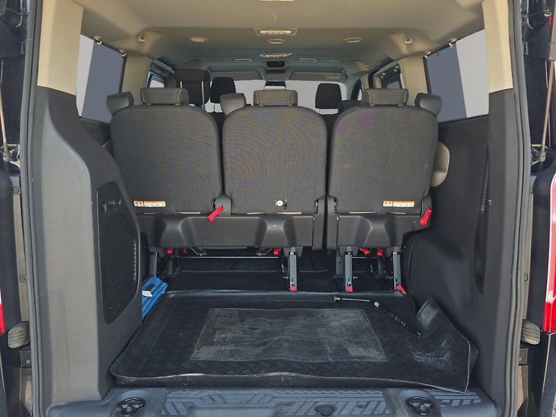 Ford Tourneo Custom (2017) Ecoblue 2.0 125kw, ČR, klima, - fotka 19 z 25