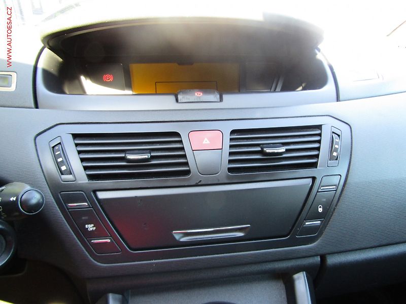 Citroën C4 Picasso (2011) 1.6VTi, Attraction, tempo - fotka 12 z 20