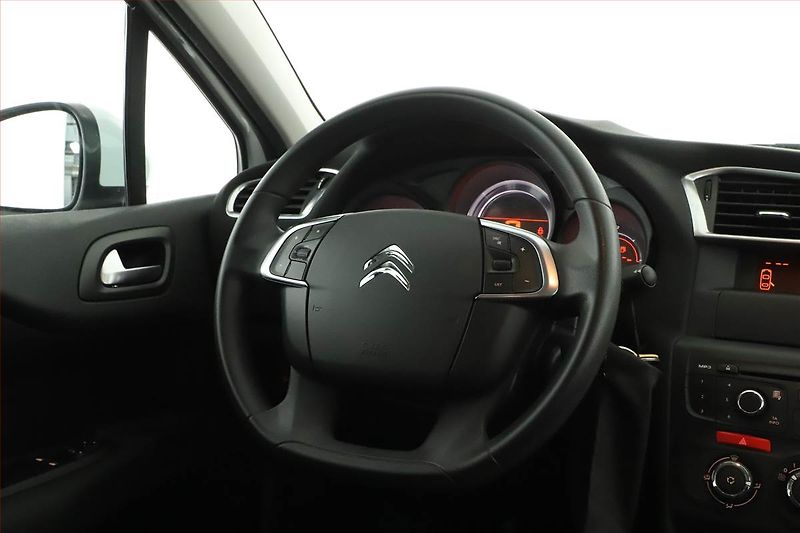 Citroën C4 (2013) 1.4 16V, Tempomat - fotka 8 z 13