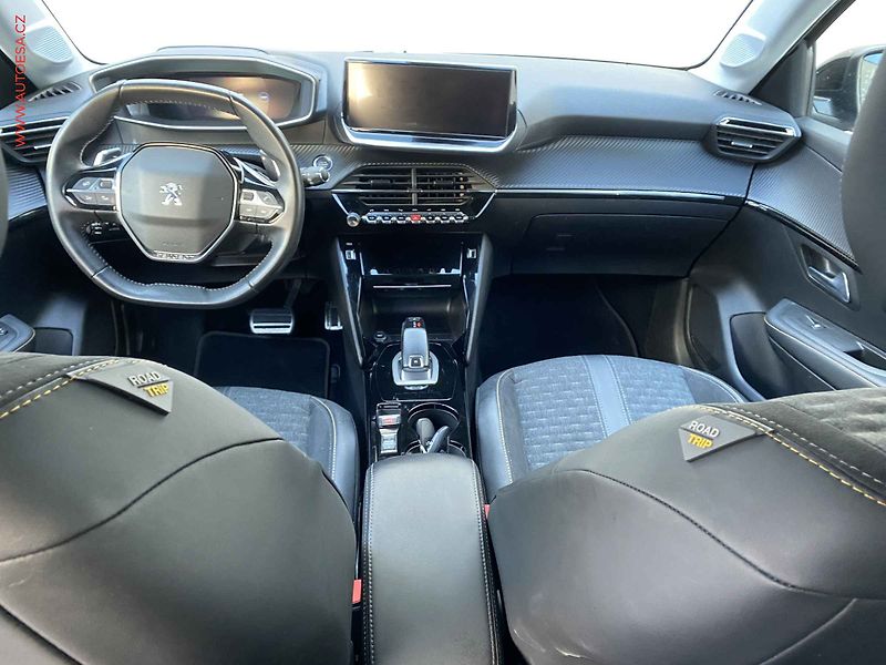 Peugeot 208 (2022) 1.2PT, Road Trip, AT, LED - fotka 8 z 19