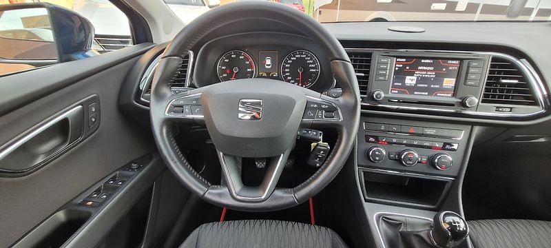 Seat Leon (2014) 1,2TSi 81kWbenzín FuLLeD Style - fotka 20 z 38