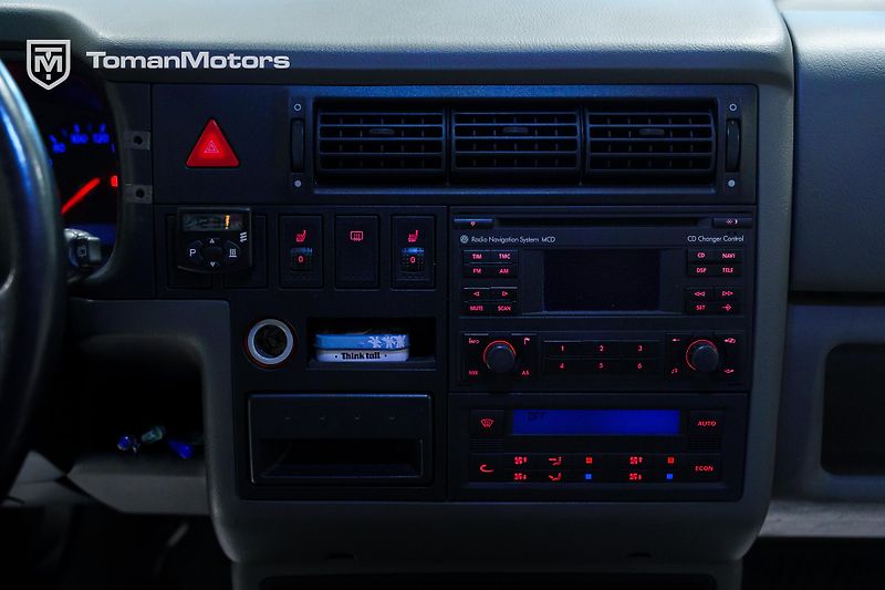 Volkswagen Multivan (2002) - fotka 14 z 23