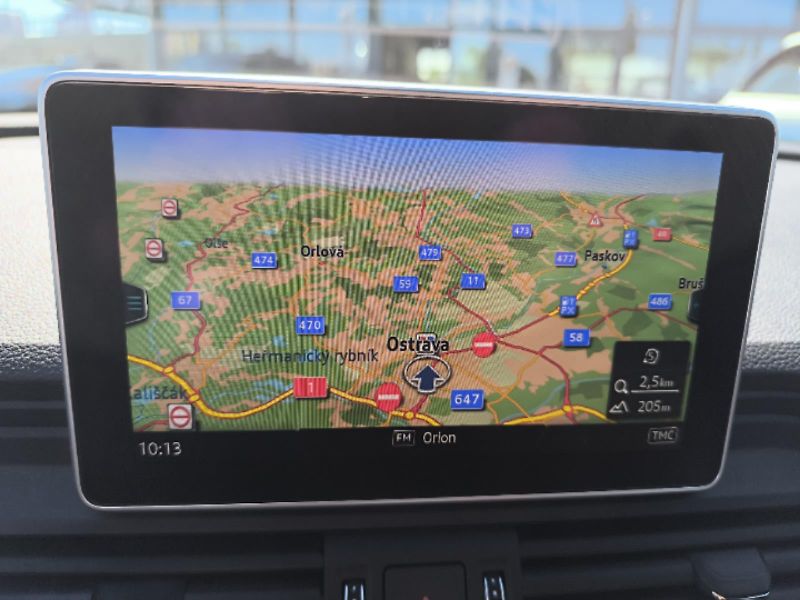 Audi Q5 2.0 TDi - fotka 17 z 25