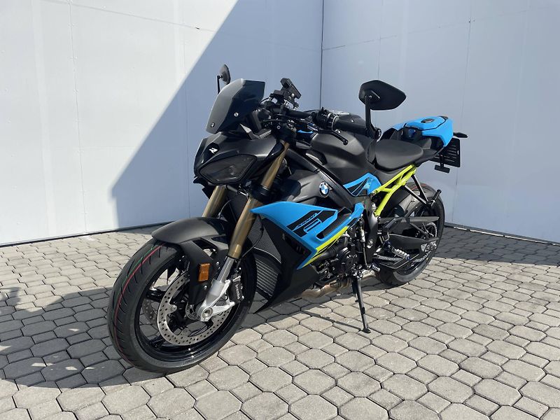 BMW (2026) S 1000 R - fotka 5 z 13