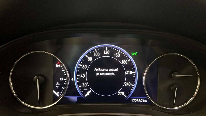 Opel Insignia Sports Tourer Innovation D 2.0 - fotka 16 z 32