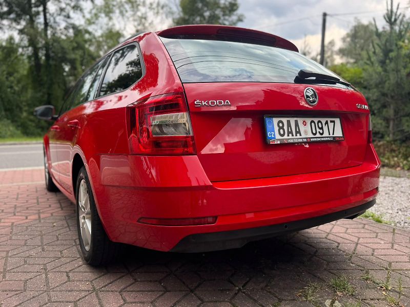 Škoda Octavia 1.6 1.MAJITEL ČR DPH NEBOURÁNO - fotka 6 z 25