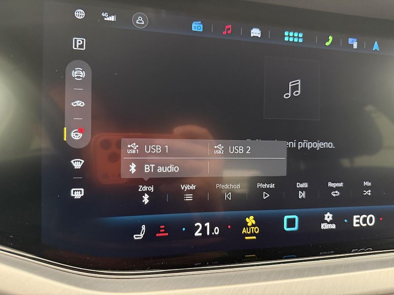 Volkswagen Touareg 3.0Tdi*1-MAJ*DPH*REZERVACE* - fotka 45 z 49