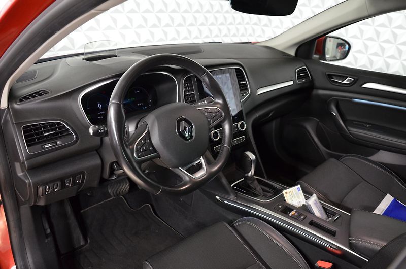 Renault Mégane (2023) E-Tech Electric GT 1.6PHEV Tec - fotka 9 z 18