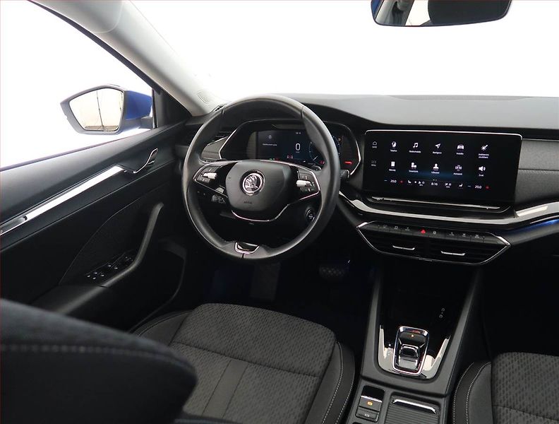 Škoda Octavia (2022) 2.0 TDI, Automat, ČR,1.maj - fotka 7 z 29