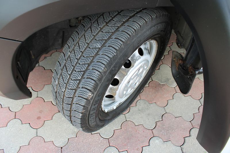 Fiat Ducato 2,3 JTD Maxi 7Míst+klima+webas - fotka 21 z 24