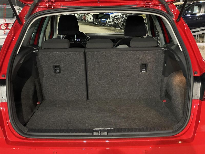 Seat Arona (2021) 1.0TGi, Style, kamera, +kola - fotka 7 z 19