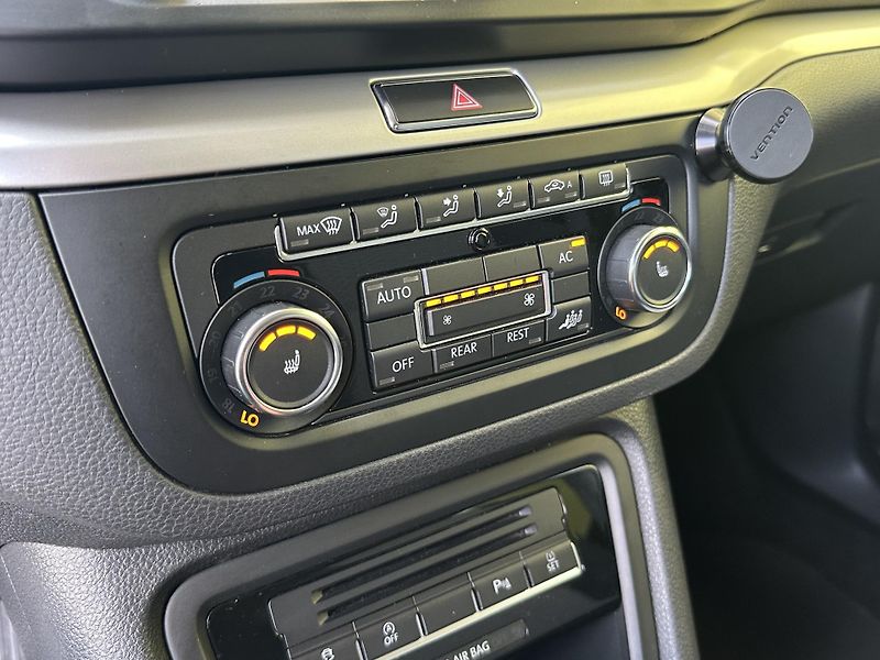Volkswagen Sharan (2011) 2.0TDI/103kW * 5.Míst * TZ  - fotka 11 z 30