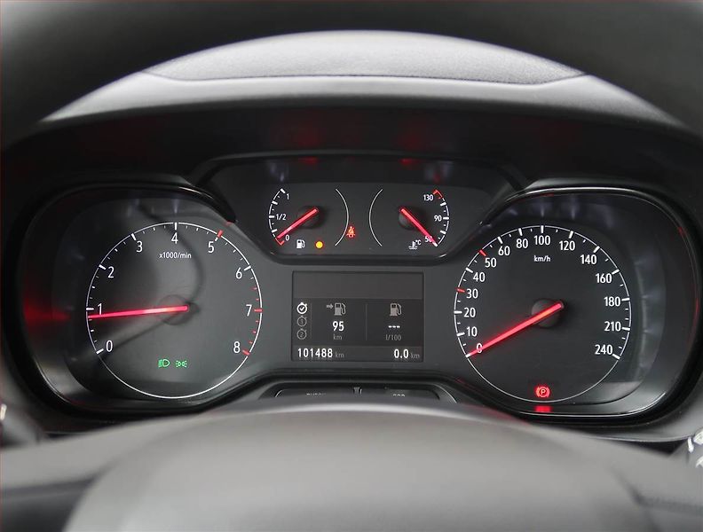 Opel Combo (2022) Maxi 1.5 CDTI, 3Místa, ČR, DPH - fotka 8 z 17